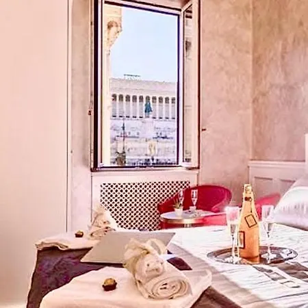 Piazza Venezia Luxury Suite Rome Exterior photo