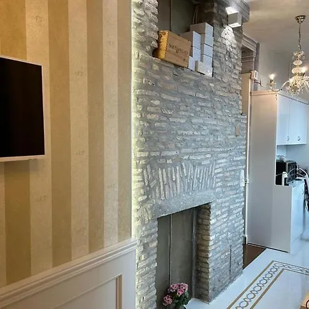 Piazza Venezia Luxury Suite Rome Exterior photo